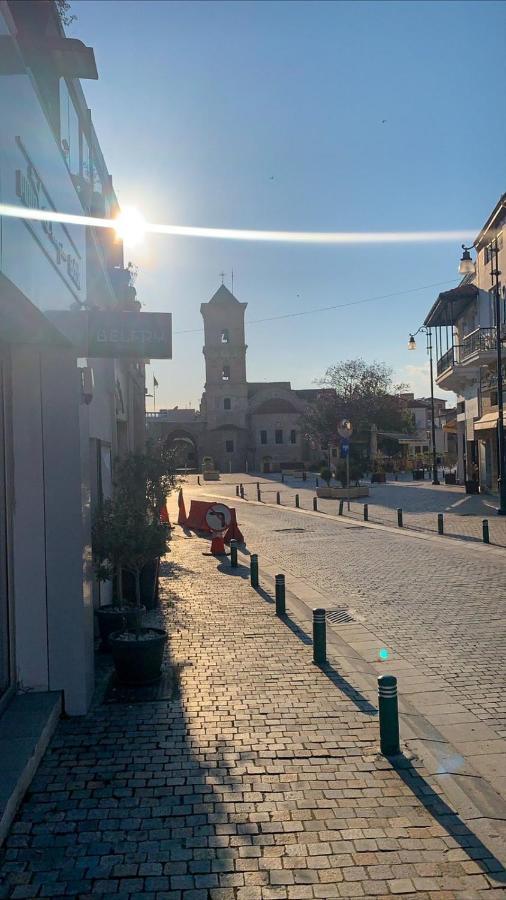 Larnaca Beach Apartment 1A Екстер'єр фото