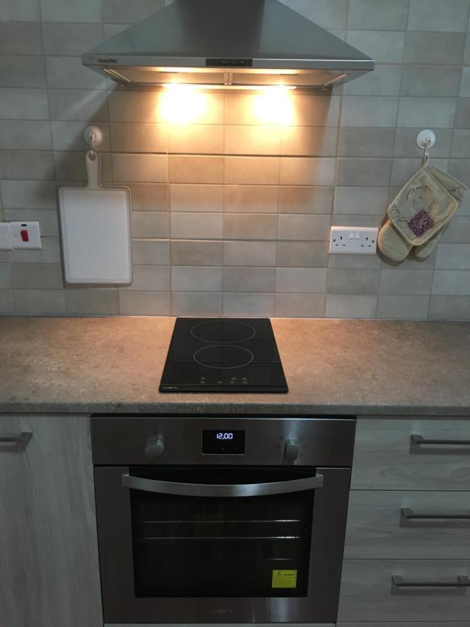 Larnaca Beach Apartment 1A Екстер'єр фото