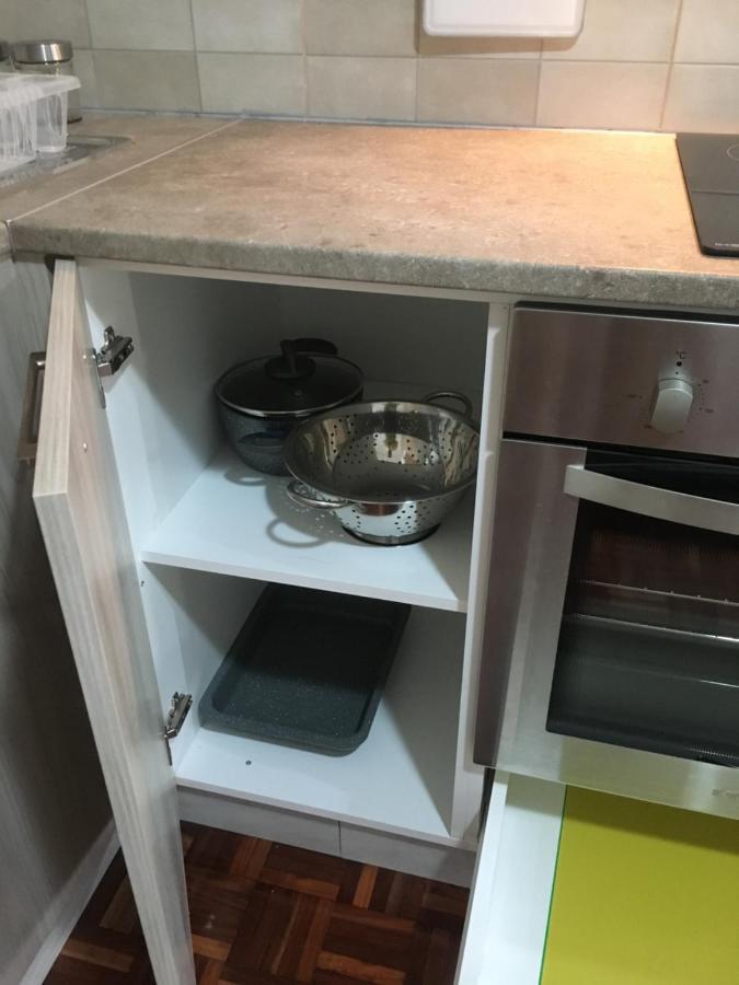 Larnaca Beach Apartment 1A Екстер'єр фото